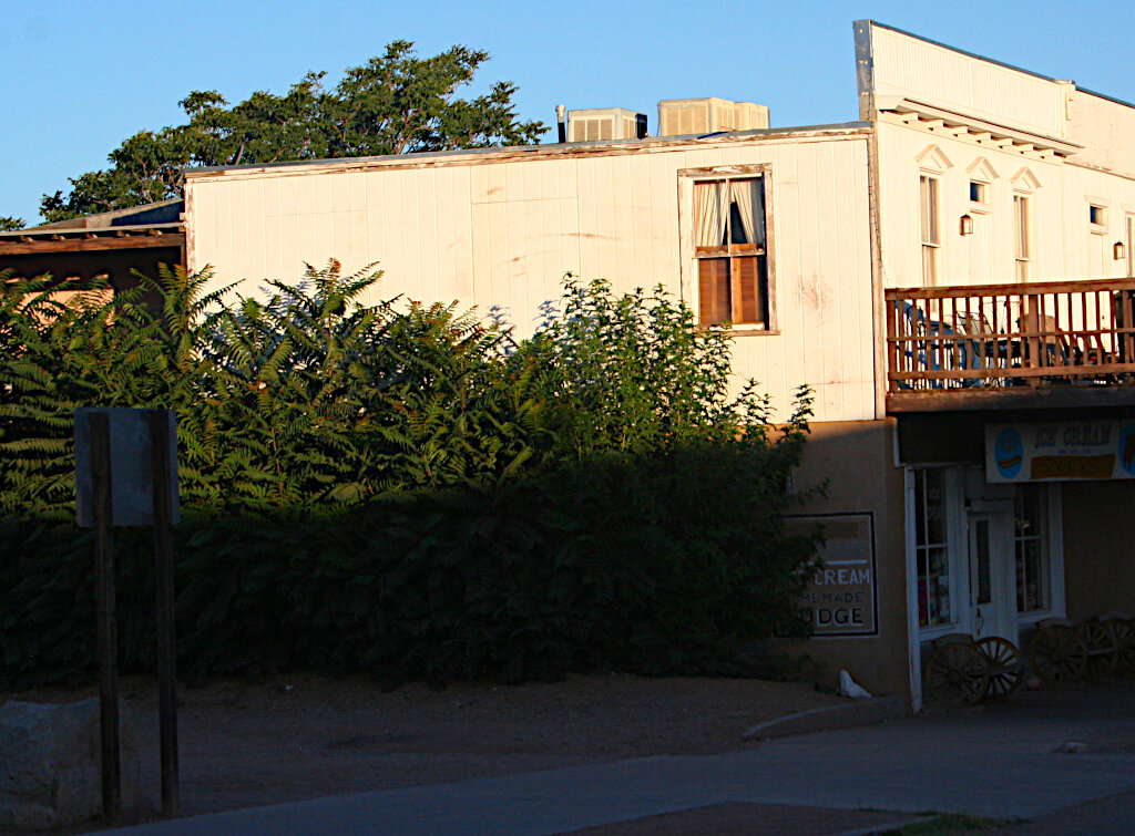 Vacant lot, future site of the Tombstone Adobe Heritage Project
